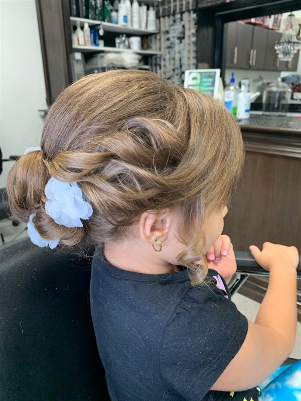 Hair extension transformation at Professional Beauty Bar, look 5